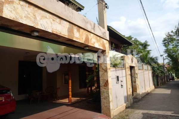 Code 3712 House for sale Boralesgamuwa