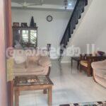 S194) Luxury 03 story house for sale in Baththaramulla