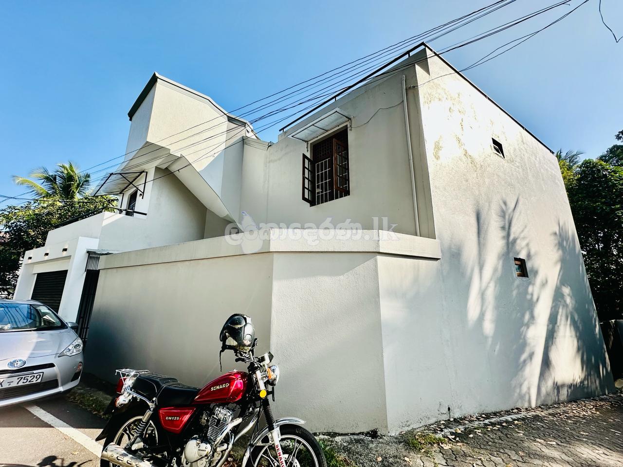 S267) Architect designed newly renovated 2 storey for sale in Thalahena