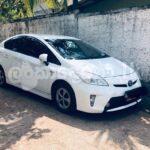 Rent a car Toyota prius