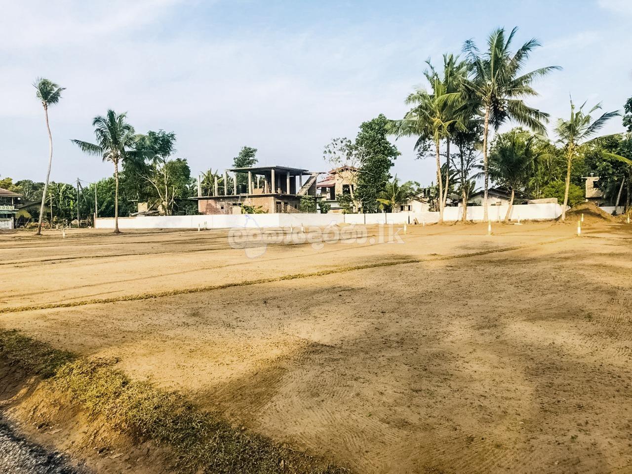 Land for sale in Horana