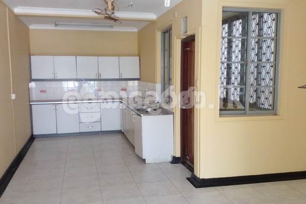 Code 3735 House for salec Col04