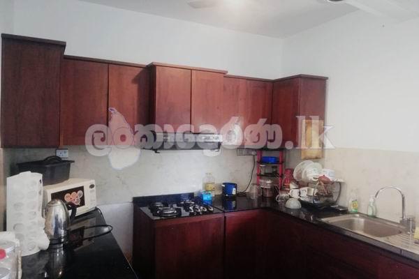 Code 3736 Apt for rent Boralegamuwa