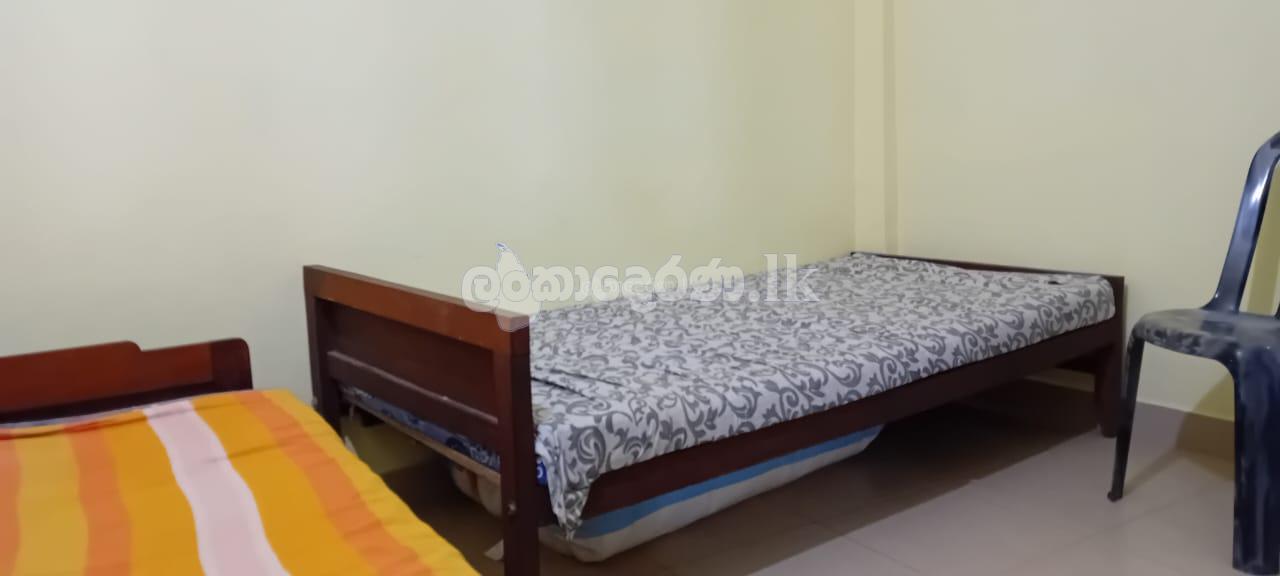 Room for rent in Wellawatta suburb