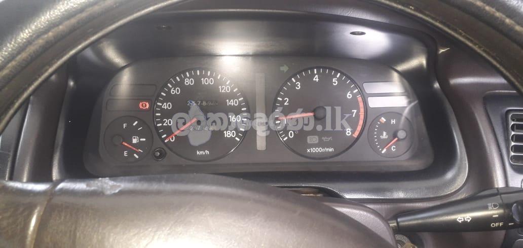 Nissan Sunny