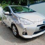 Rent a car toyota Aqua