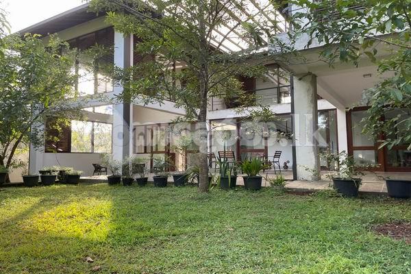 Code 3782 House for saleAthurugiriya