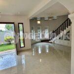 House For Sale: Athurugiriya