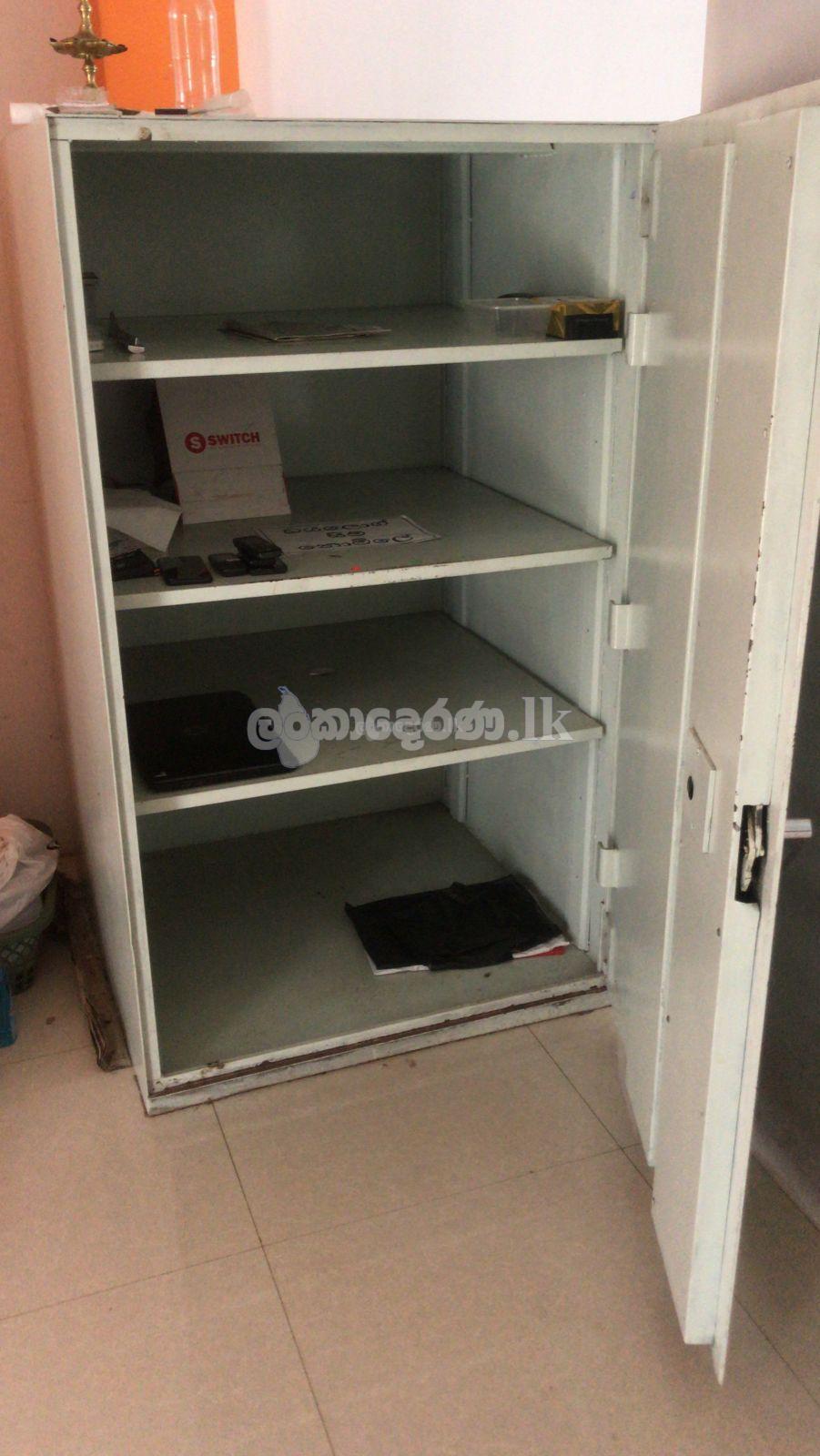 Alfa Safe Locker