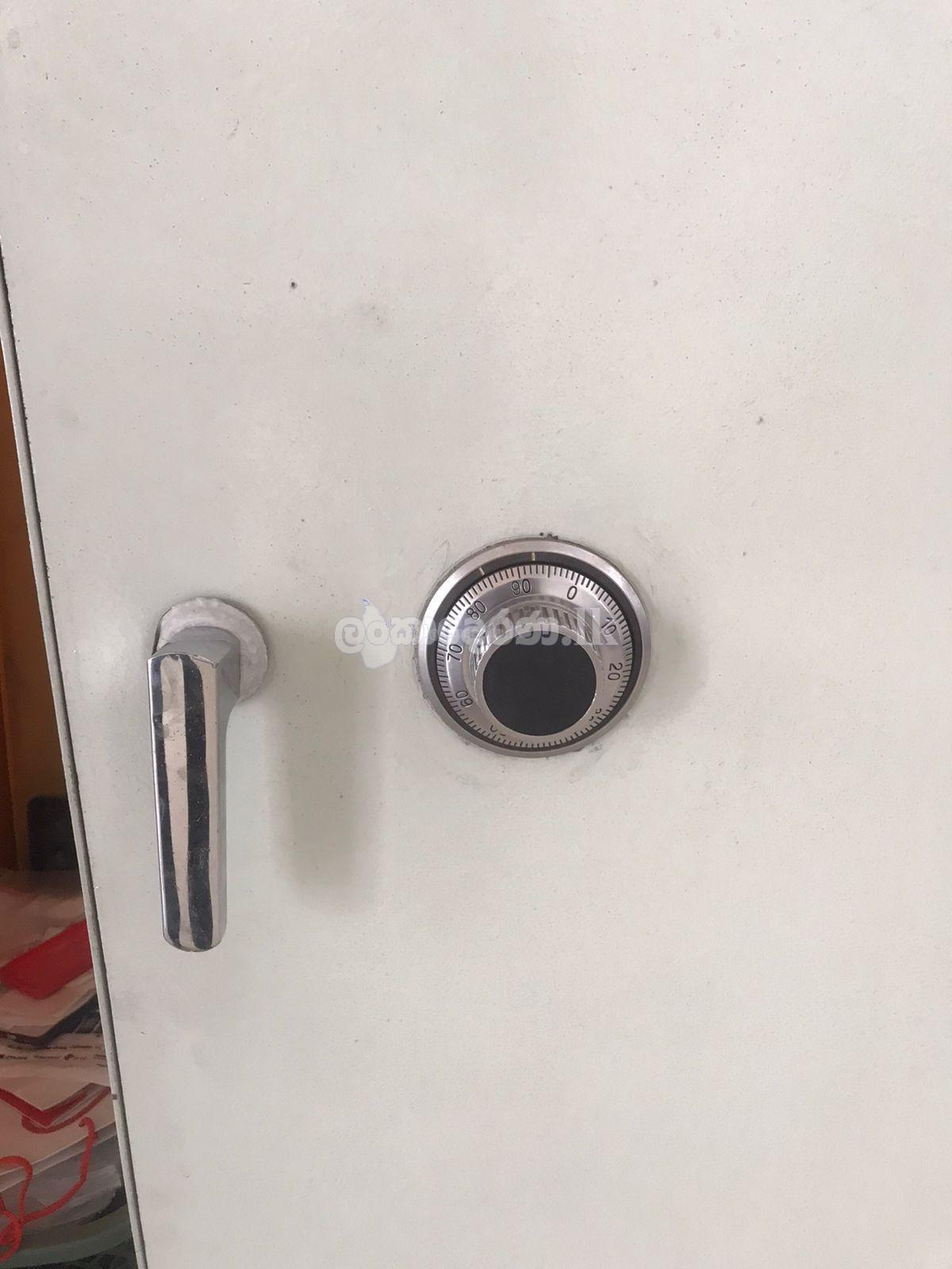 Alfa Safe Locker
