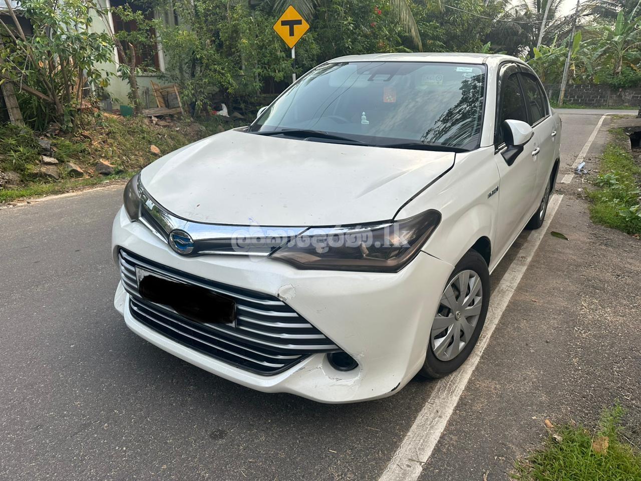 Rent a car Toyota Axio Hybrid