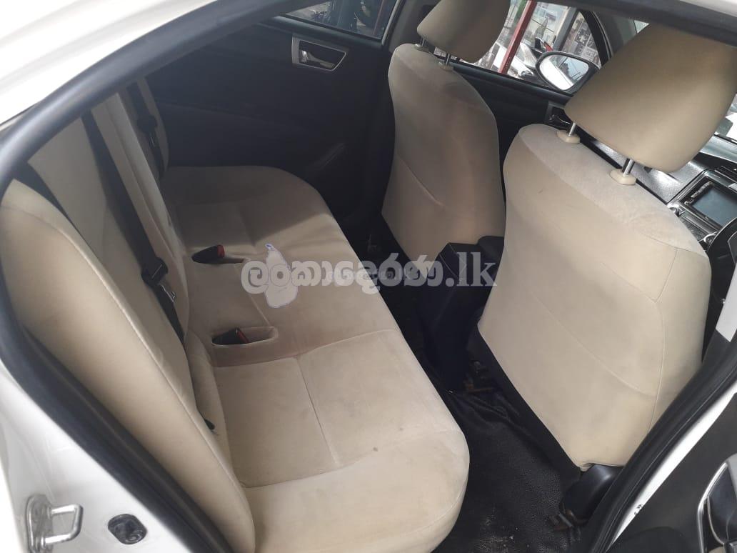 Rent a car Axio Hybrid