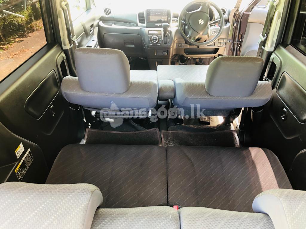 Rent a Car Suzuki spacia