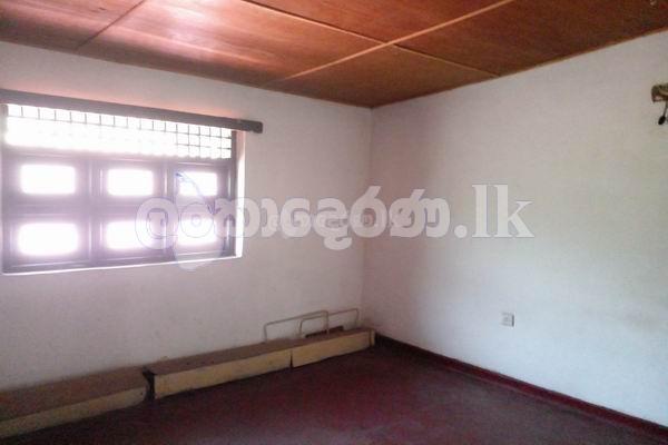 Code 3817 House for sale Kegalle