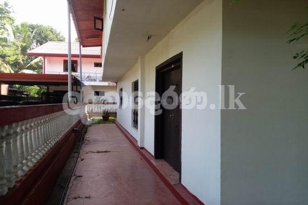 Code 3817 House for sale Kegalle