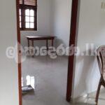 Upstairs House for Rent in matara