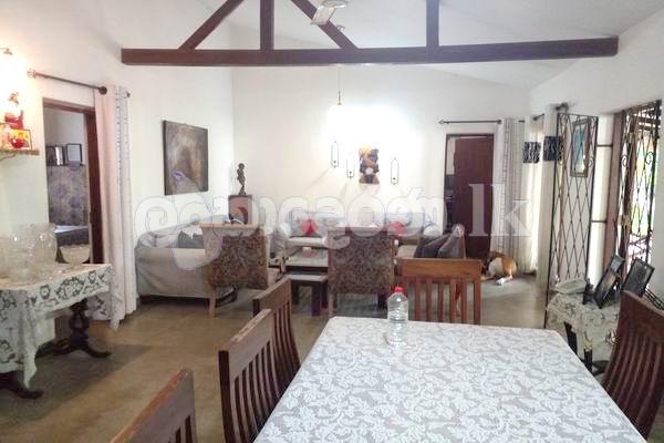 Code 3872 Land for sale Mt.lavinia