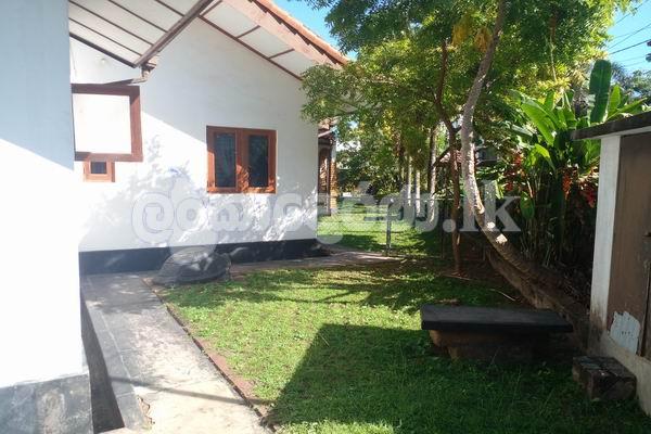 Cide 3875 Land with a house for sale Ratmalana