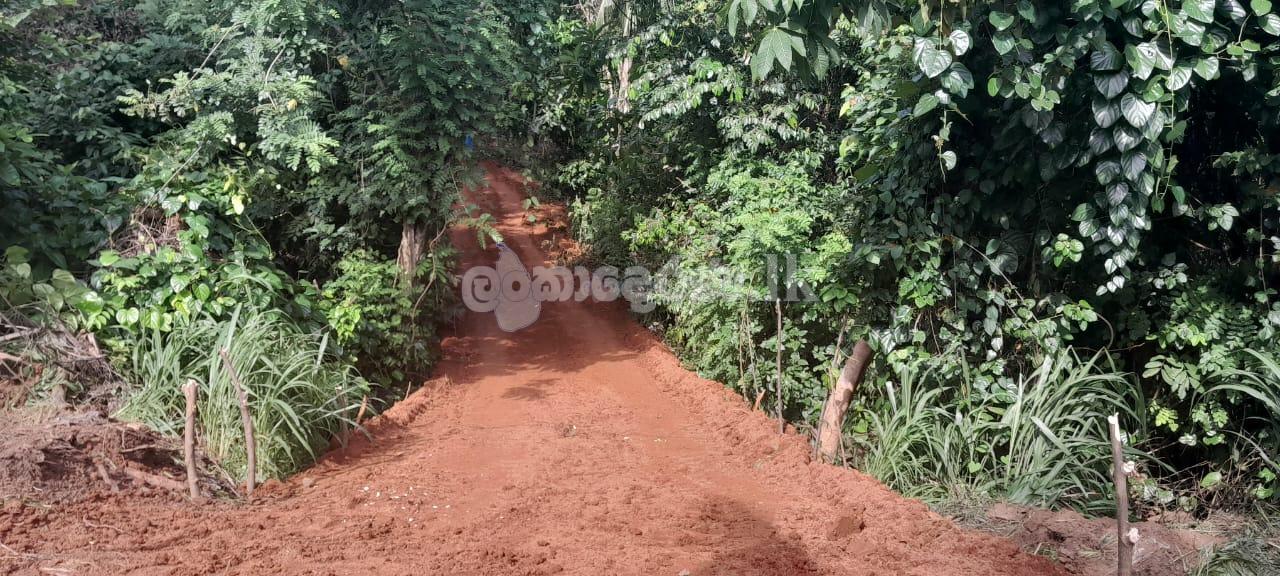 land for sale in Hunnadeniya