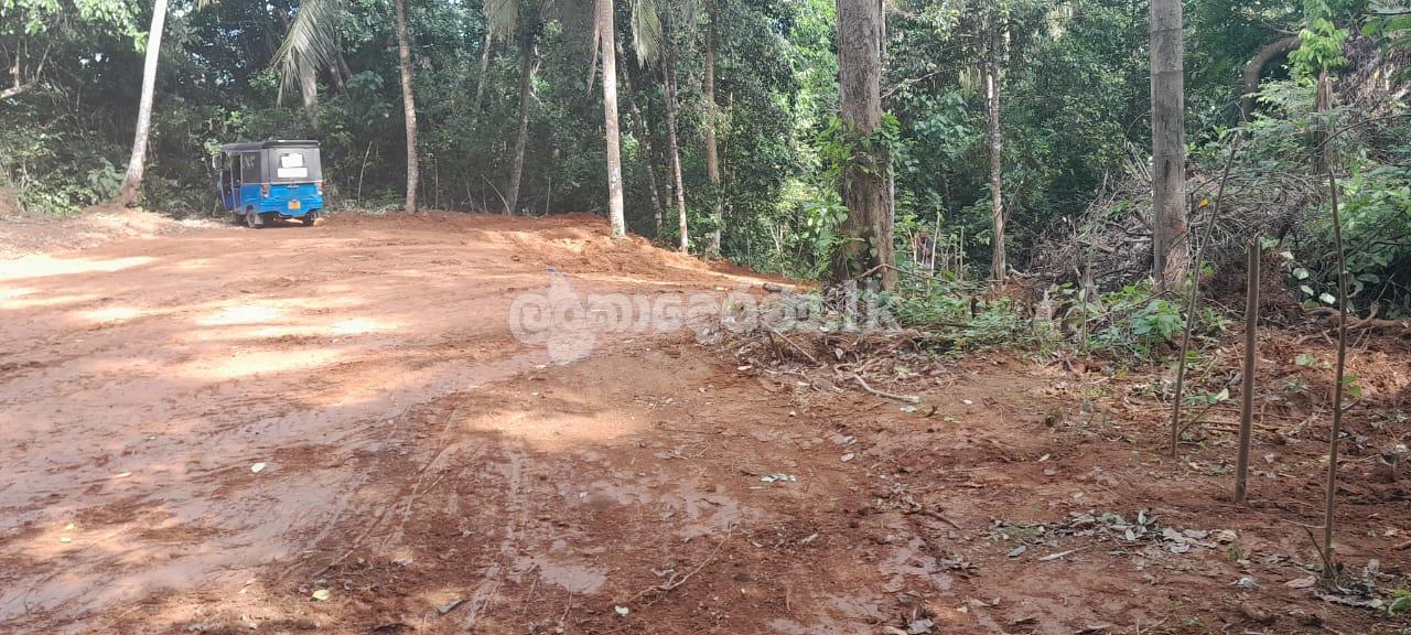 land for sale in Hunnadeniya