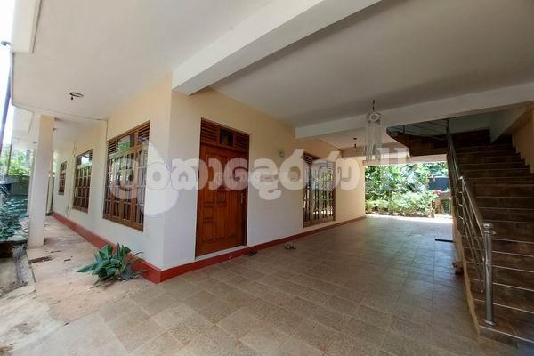 Code 3896 House for sale Mt.lavinia