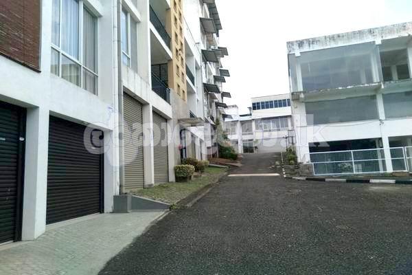 Code 3897 Apt for sale Homagama