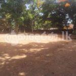 Code 3900 Lands with  house for sale Nedimala