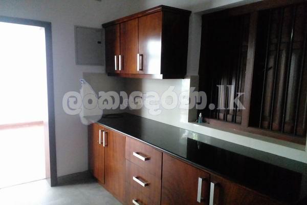 Code 3890 House for rent Nawala