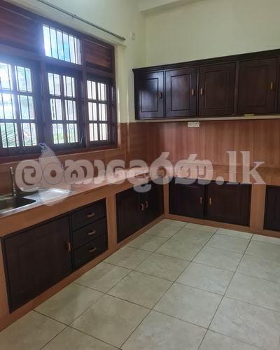 Code 3896 House for sale Mt.lavinia