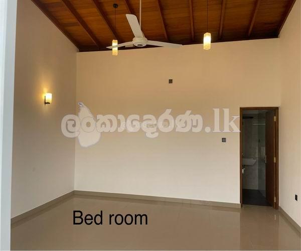 Code 3909 House for sale Ratmalana