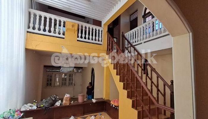 Code 3907 House for sale Ratmalana