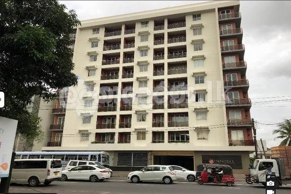 Code 3917 Apartment  For Rent Col05