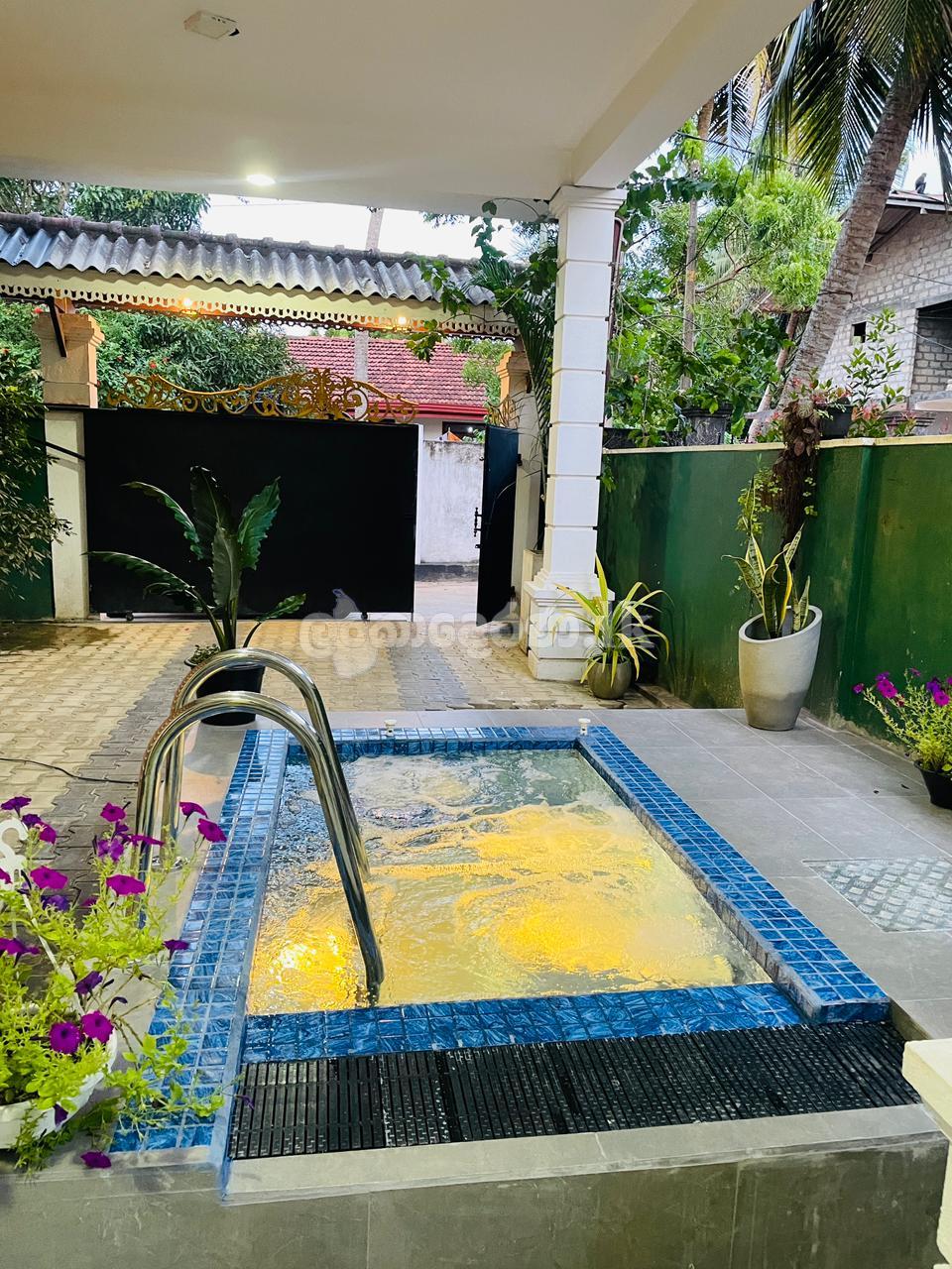 Tourist villa for sale in Ahungalla