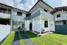 Code 3947 House for sale Kelaniya