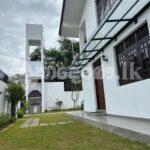 House for sale (3960B) Mt.lavinia
