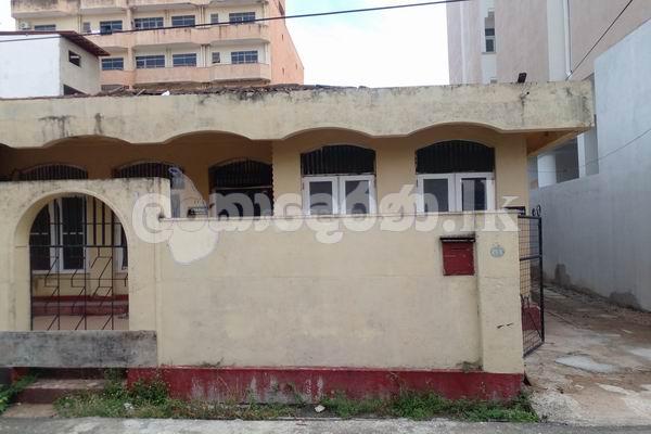 Land with two houses for sale (3693) Dehiwela
