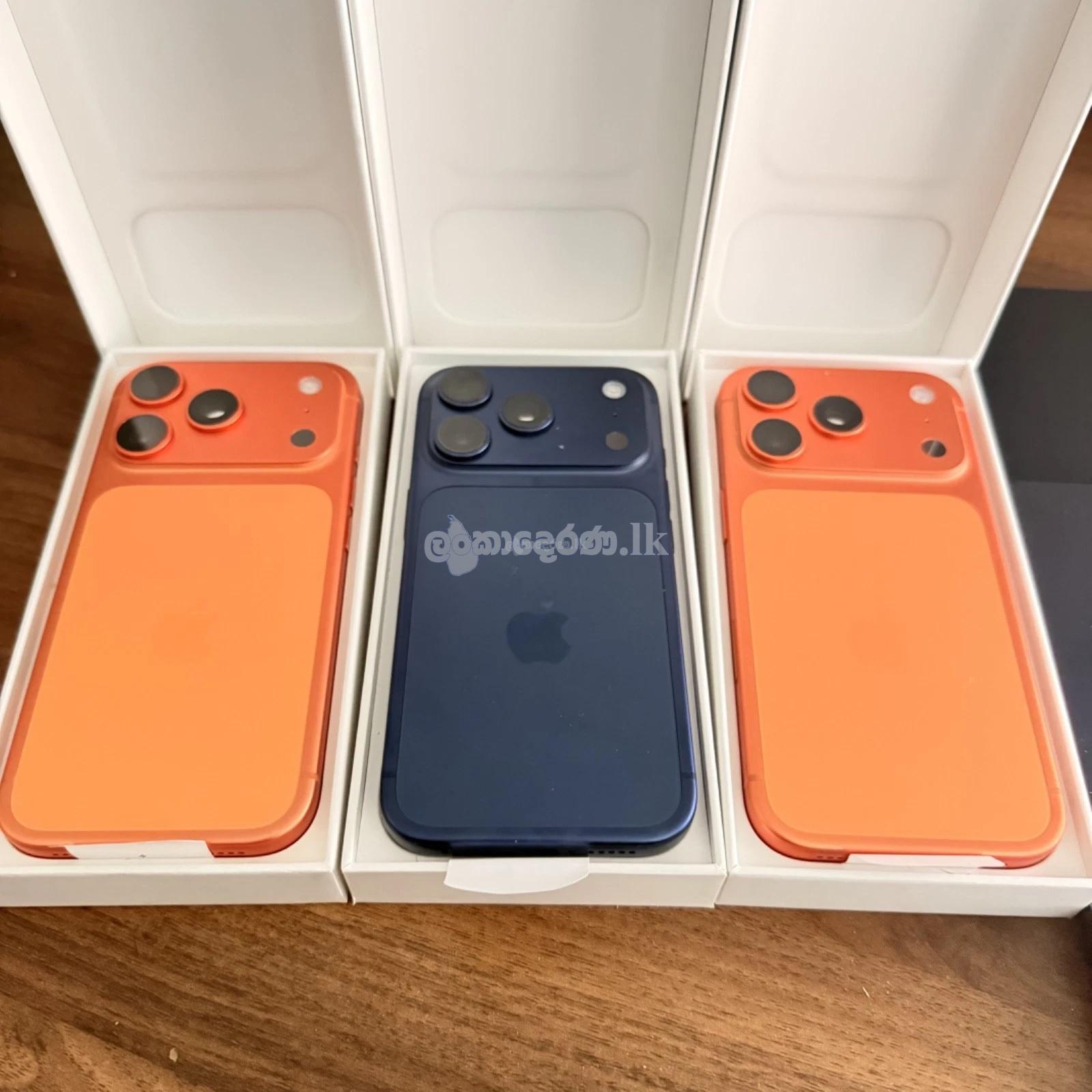 Apple iPhone 17 Pro Max 256GB, 1TB (100% Batt)
