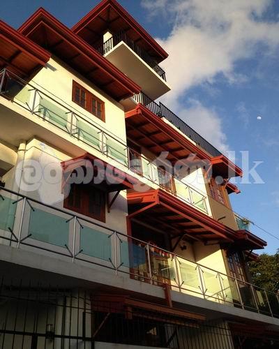 Apt building for sale (3992) Col05