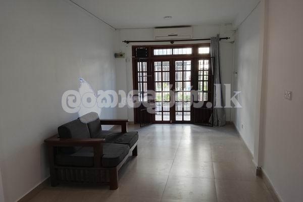 Apt building for sale (3992) Col05