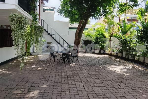Apt building for sale (3992) Col05